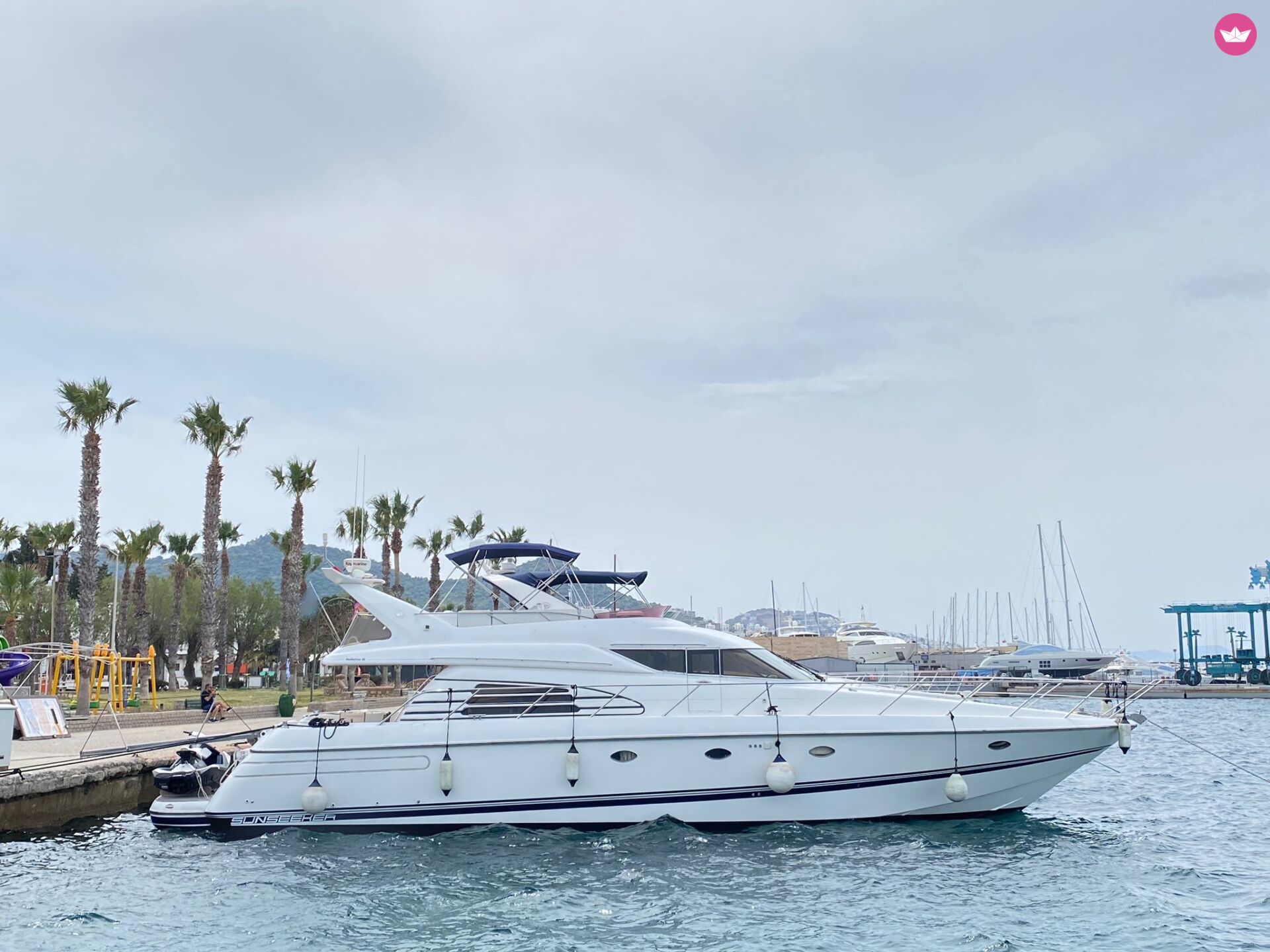 Motorboat Sunseeker Manhattan 62 — photo 4