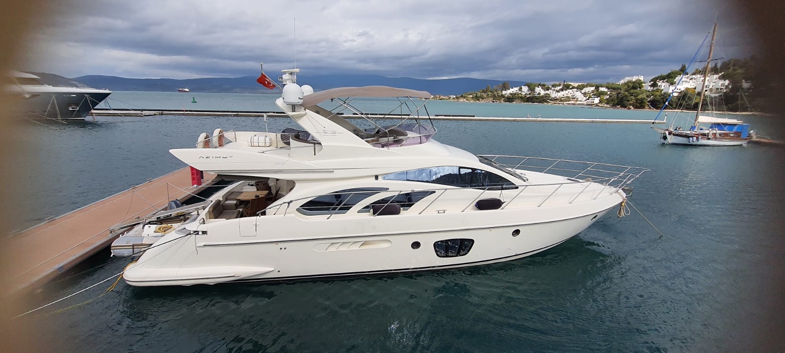 Azimut 57 — photo 2