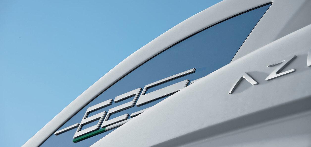 Motor boat Azimut 62S — photo 18