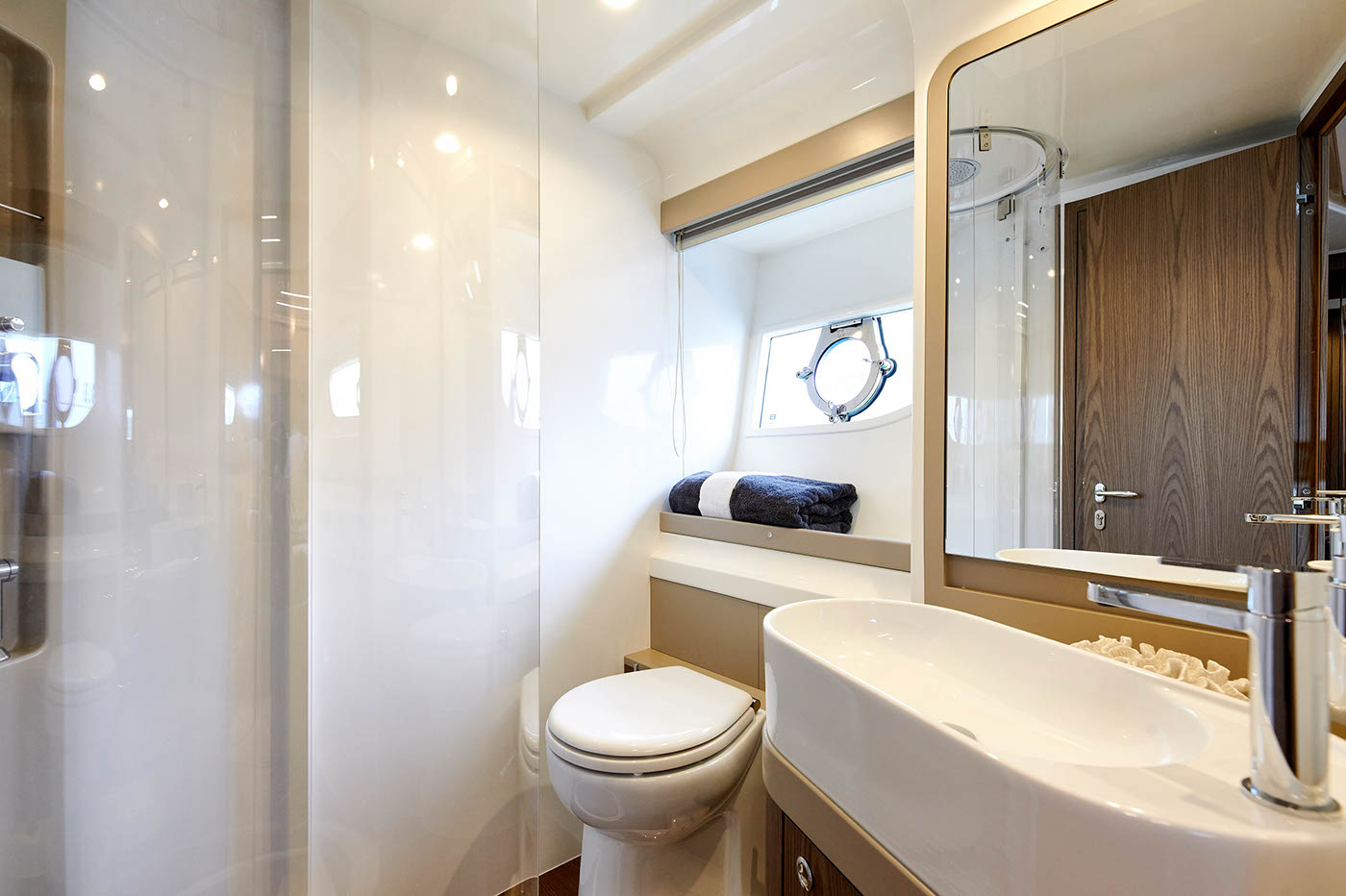 Ferretti — photo 8