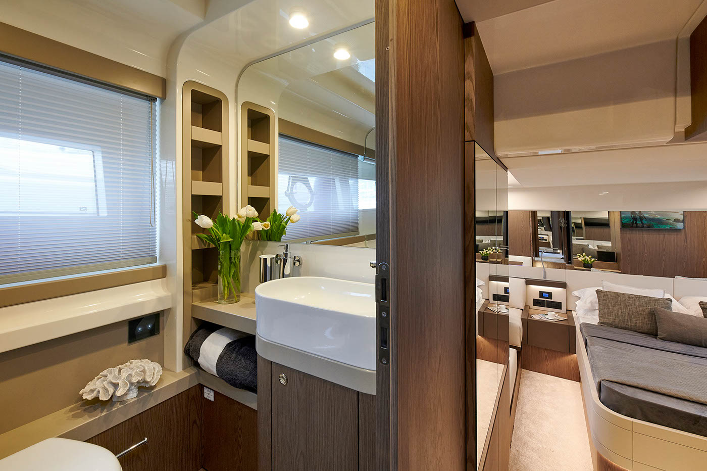 Ferretti — photo 11