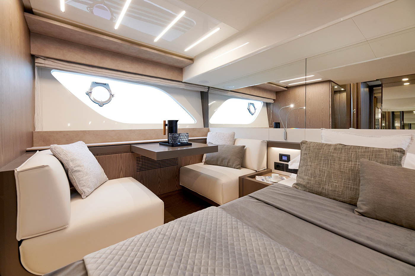Ferretti — photo 12