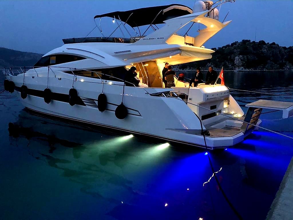 Galeon 640 Fly — photo 10