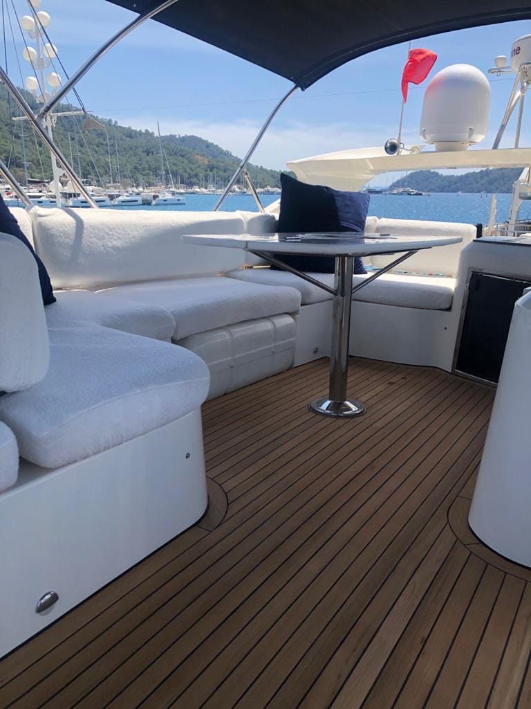 Galeon 640 Fly — photo 12