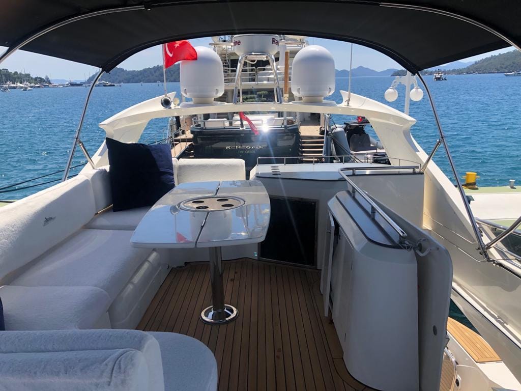 Galeon 640 Fly — photo 14