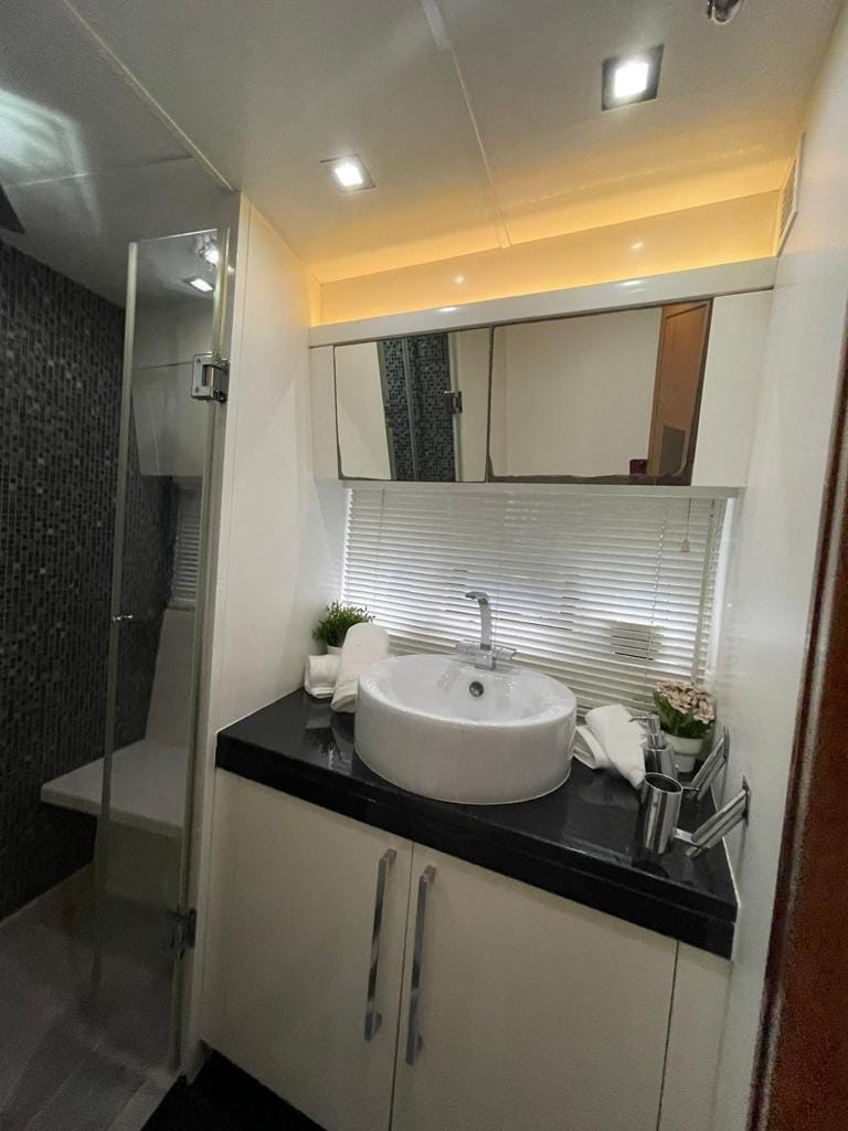 Galeon 640 Fly — photo 33
