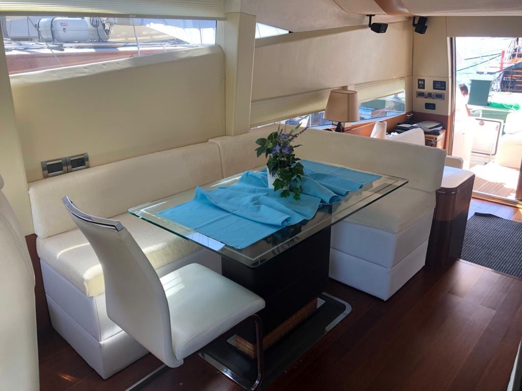 Galeon 640 Fly — photo 35
