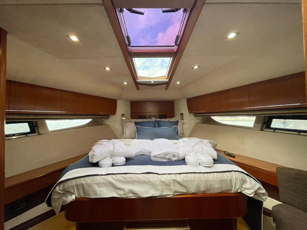 Galeon 640 Fly — photo 36
