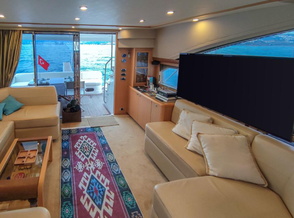 Princess 62 — photo 11