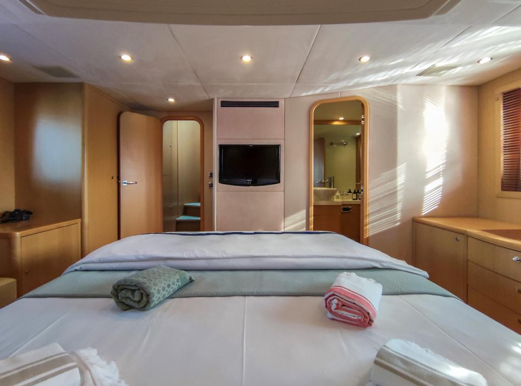Princess 62 — photo 12