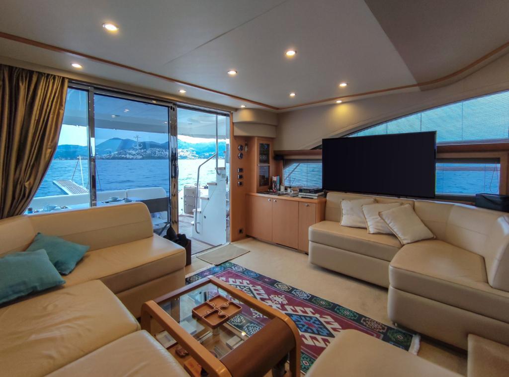 Princess 62 — photo 23