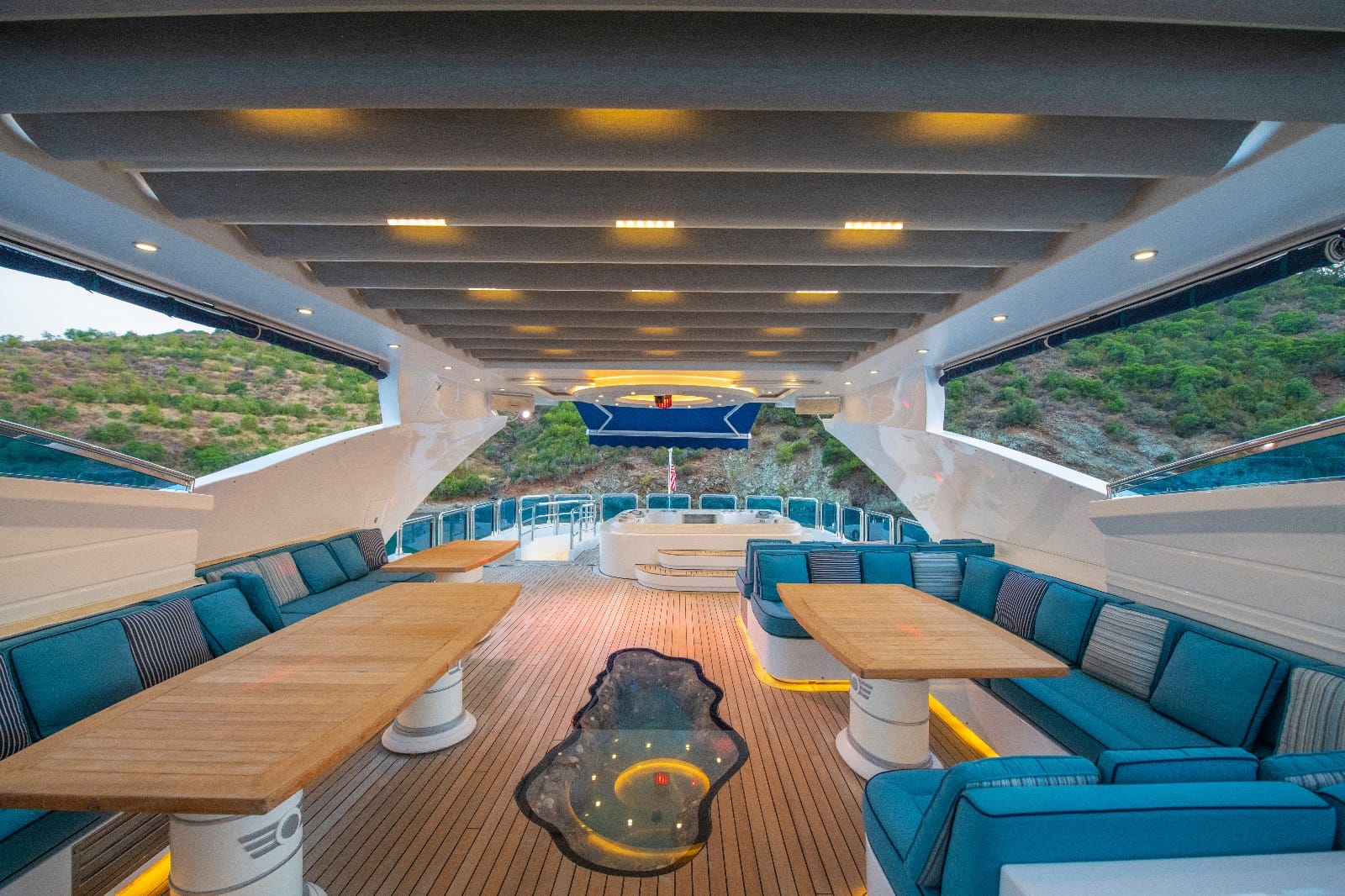 Custom Built Motorboat — photo 13