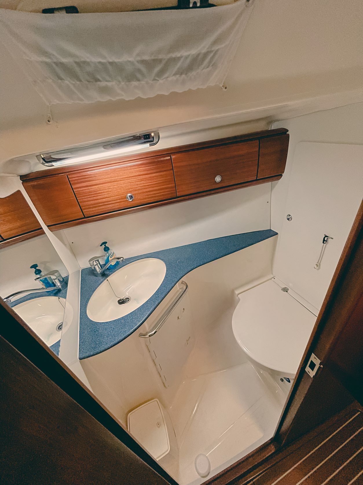BAVARIA 44C — photo 13