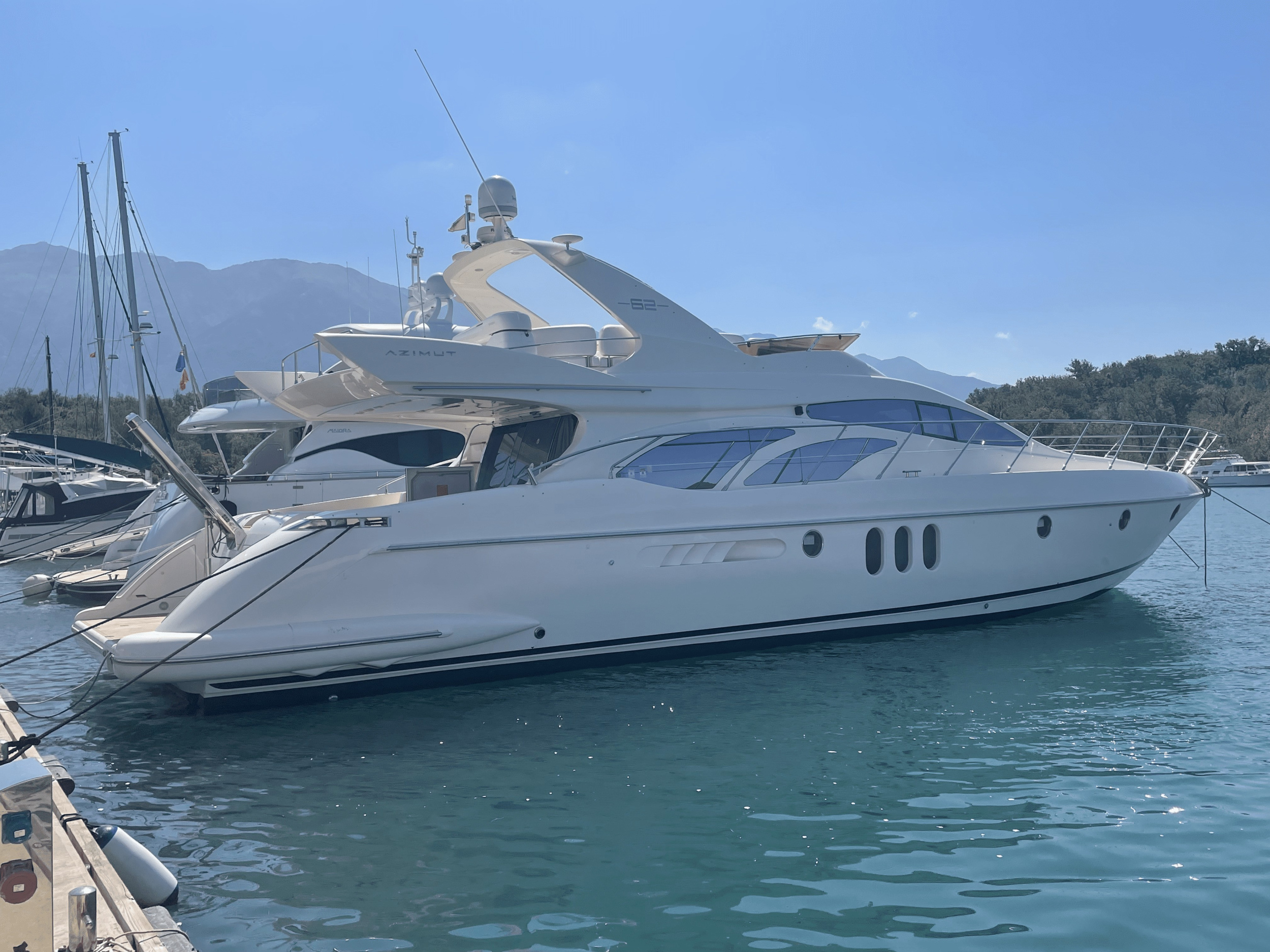 Azimut 62 — photo 1