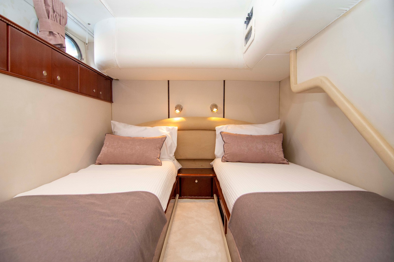 Princess 56 Flybridge — photo 14