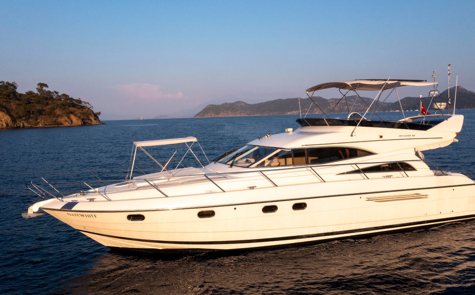 Princess 56 Flybridge — photo 17