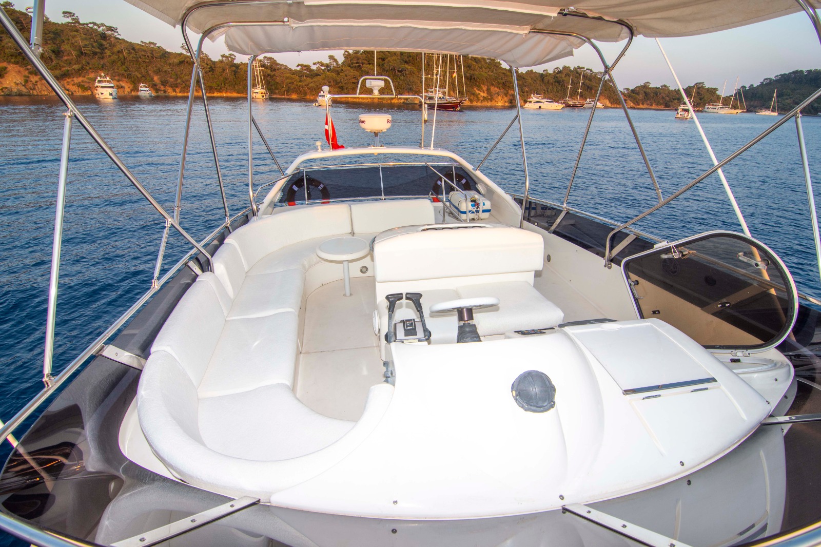 Princess 56 Flybridge — photo 22