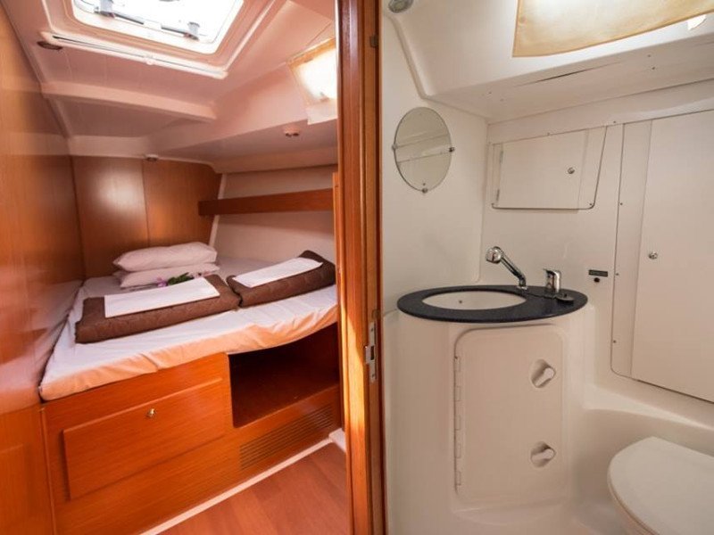 Beneteau Cyclades 50.5 — photo 4