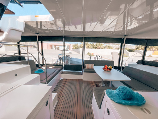 LAGOON 450s — photo 4