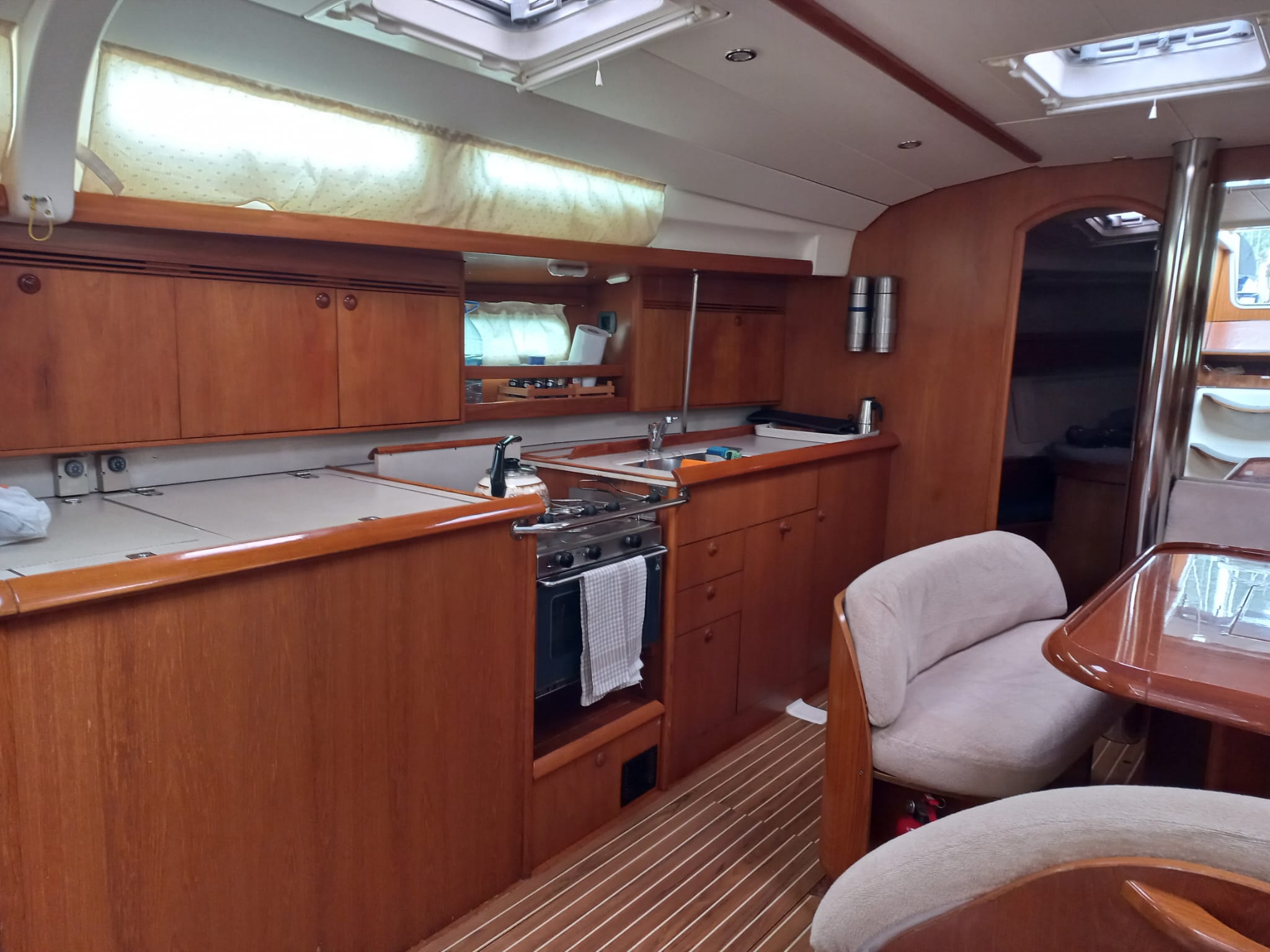 Jeanneau Sun Odyssey 45 — photo 3