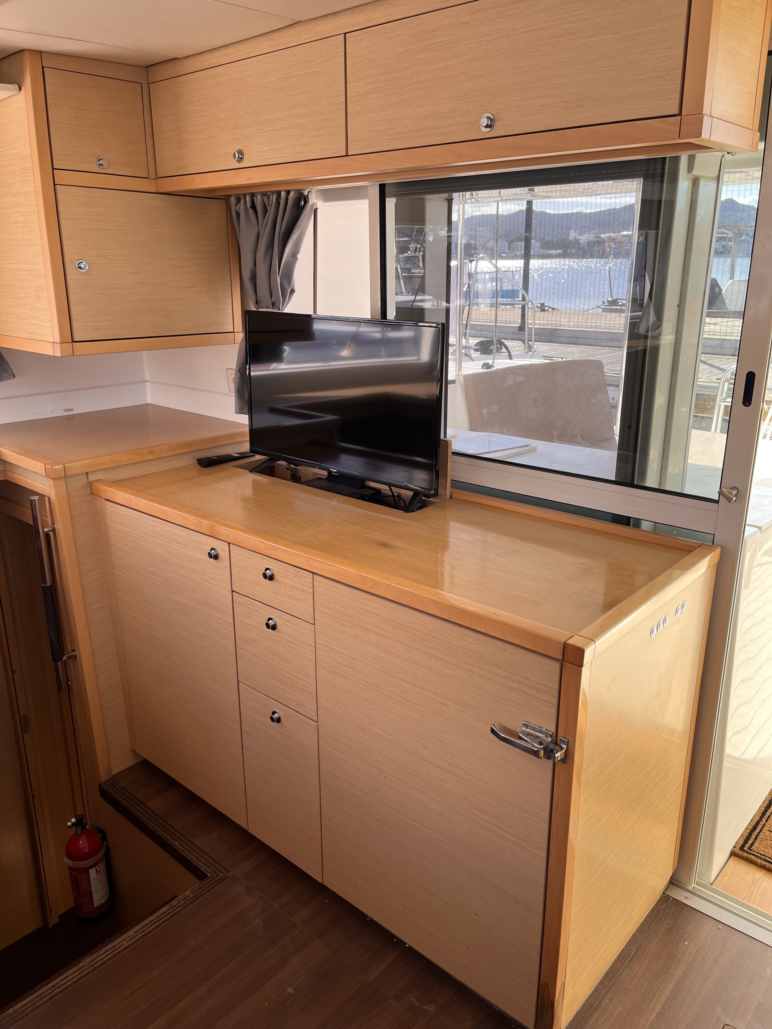 Lagoon 450 — photo 10
