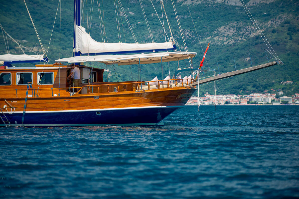 Motor Sailor — photo 20