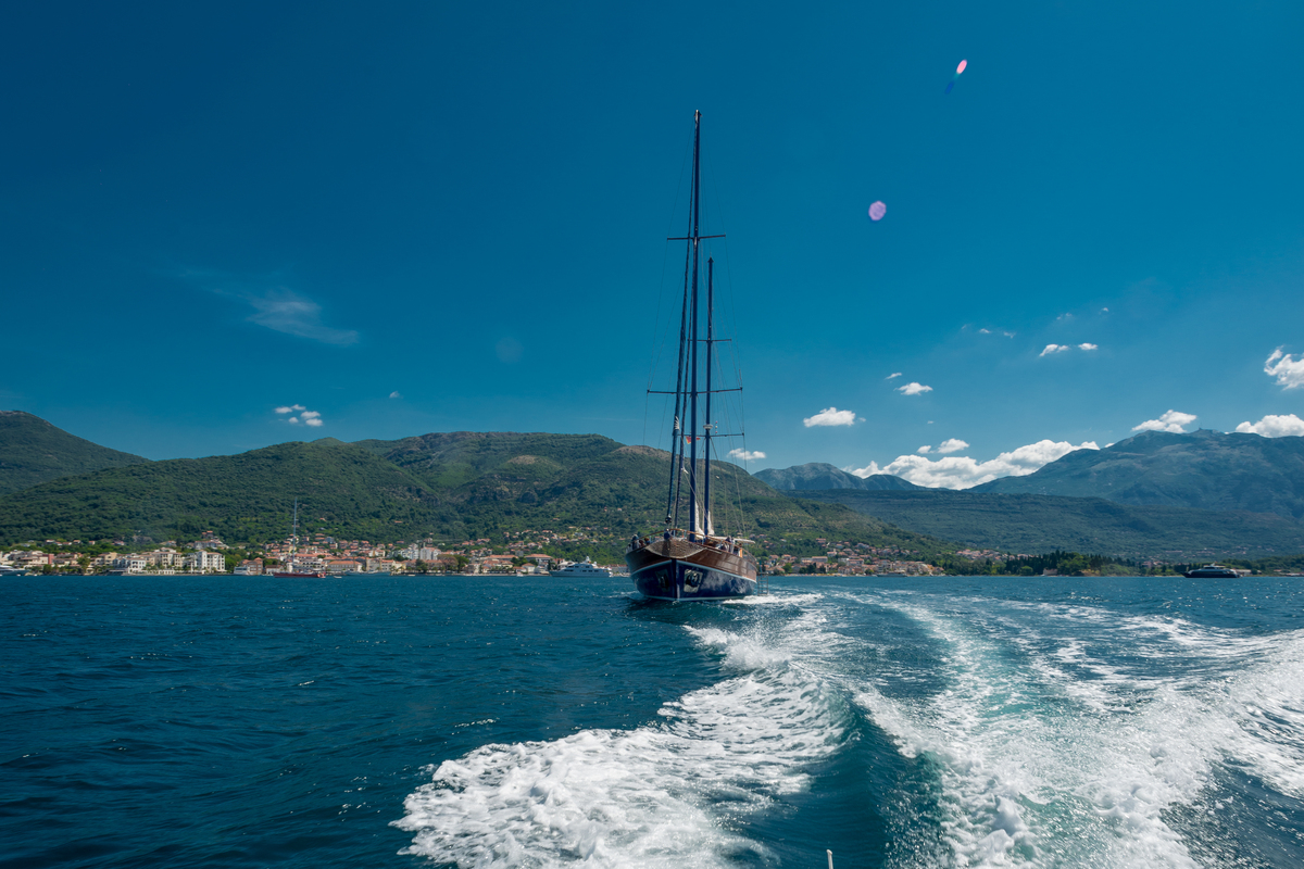 Motor Sailor — photo 22