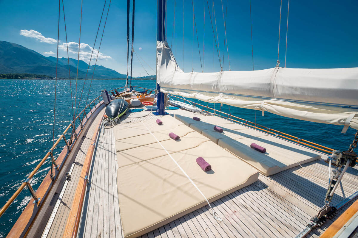 Motor Sailor — photo 32