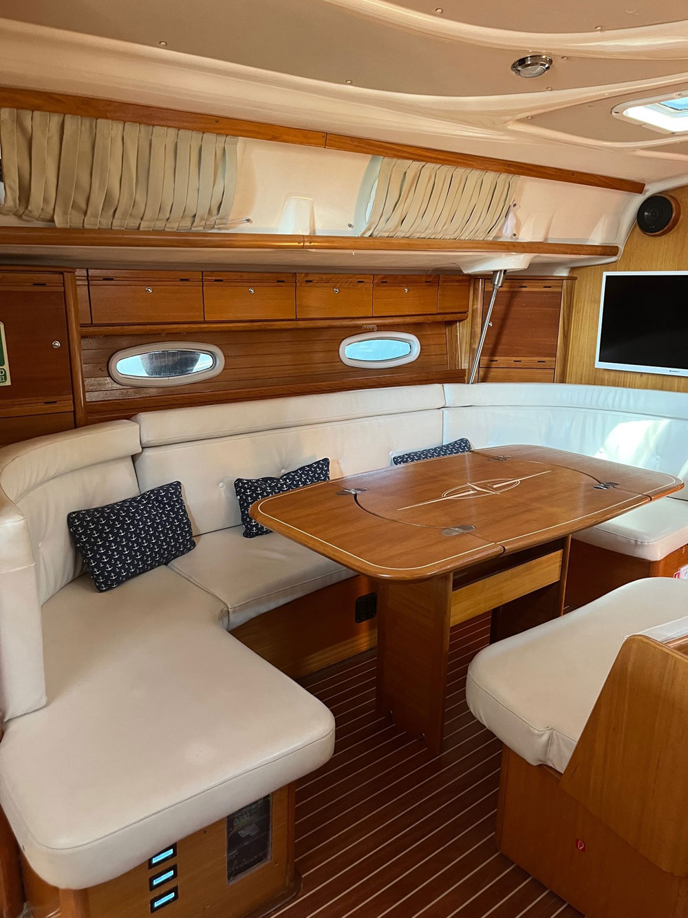 Bavaria 50 Cruise — photo 11