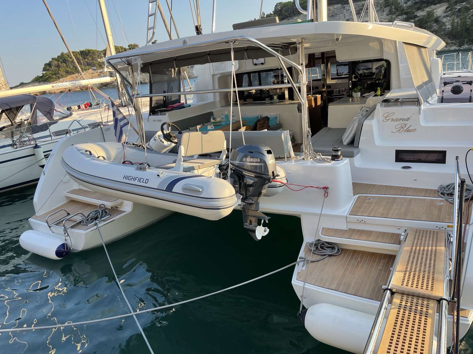 Lagoon 46 — photo 1