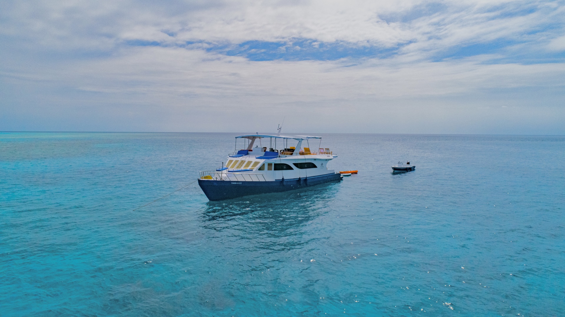 Powerboat — photo 12