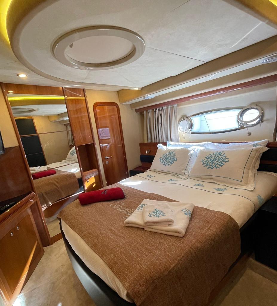 Ferretti 590 — photo 10