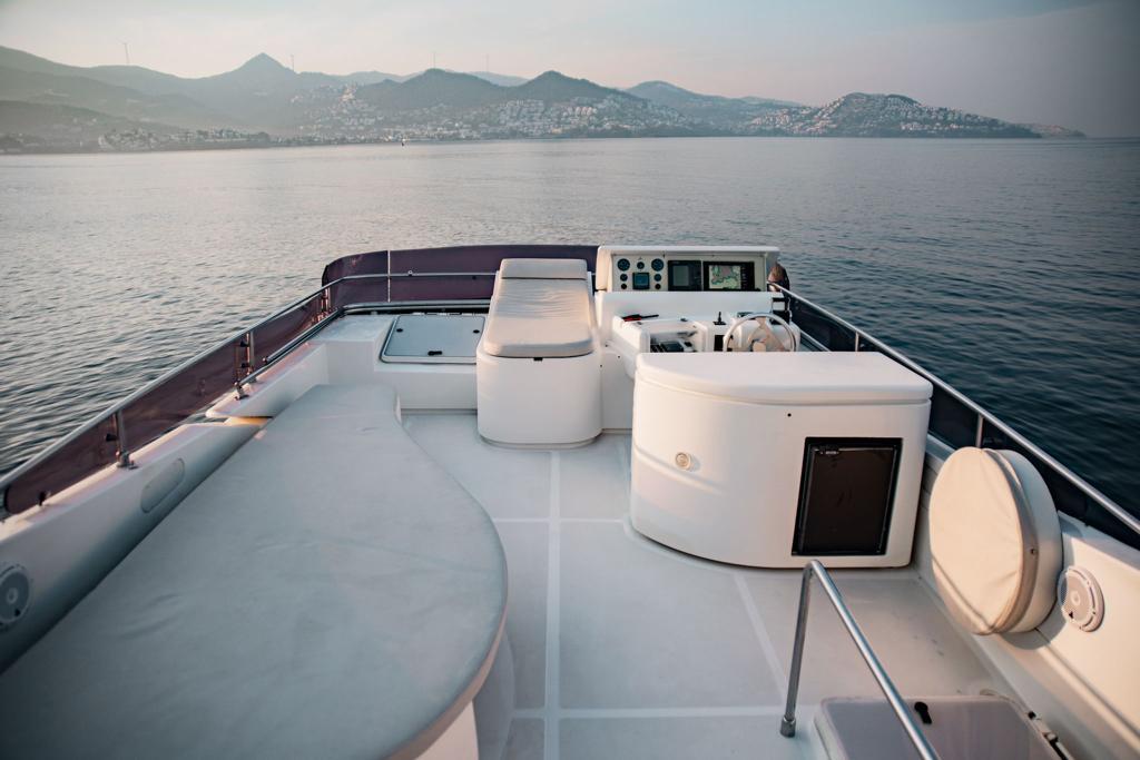 Ferretti 590 — photo 21
