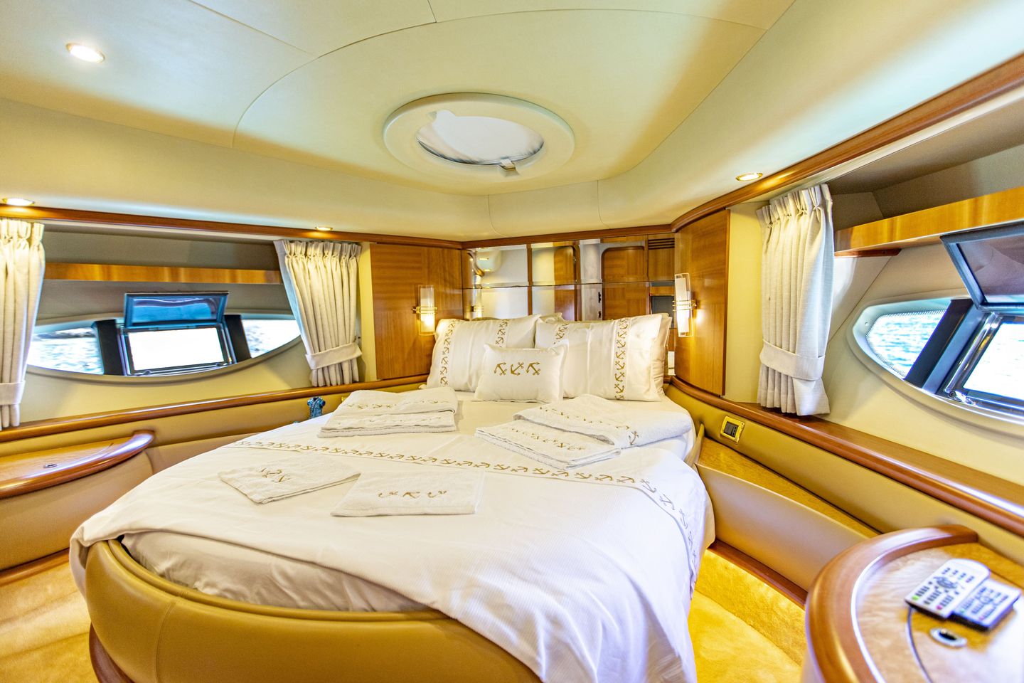 Azimut 62 Fly — photo 22