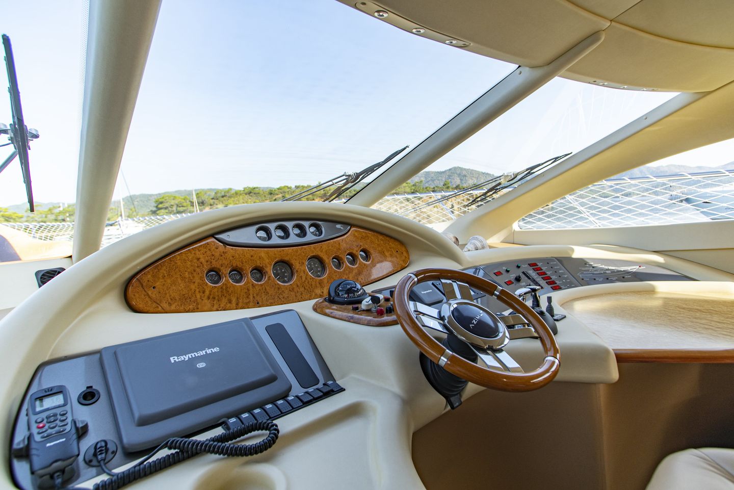 Azimut 62 Fly — photo 24