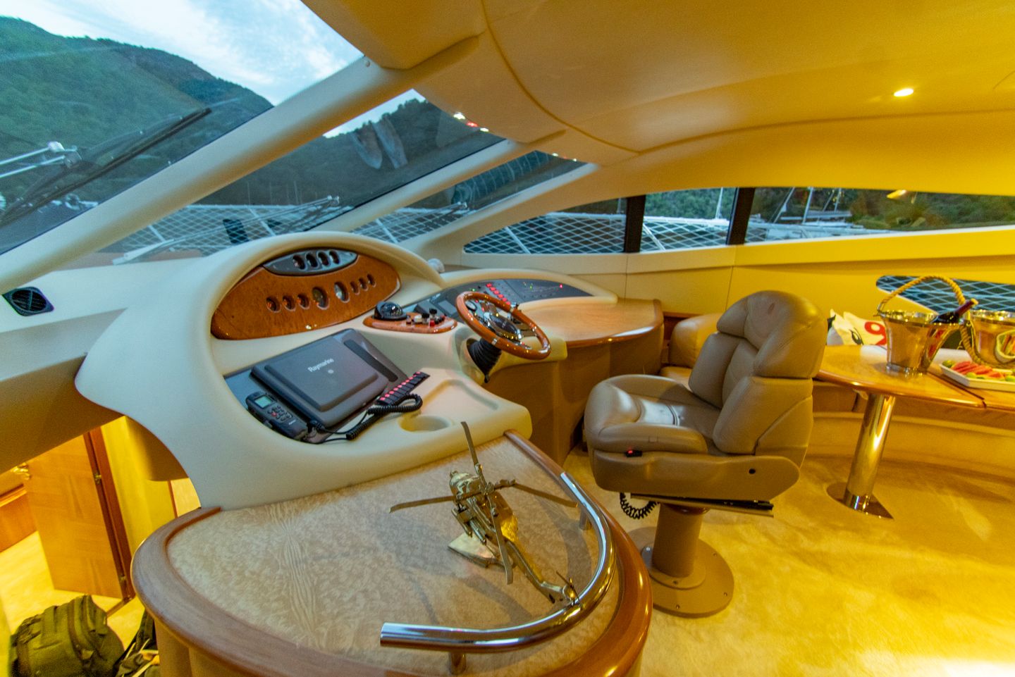 Azimut 62 Fly — photo 31