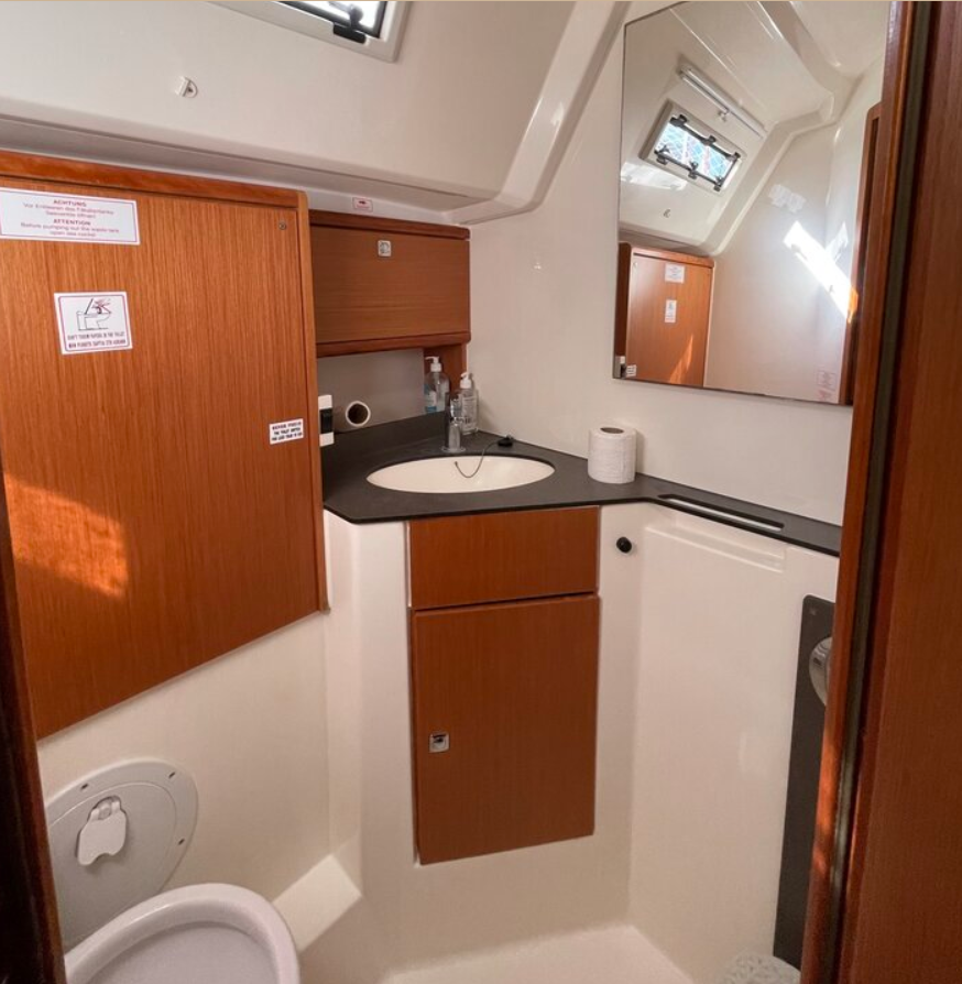 Bavaria 46 Cruiser — photo 4