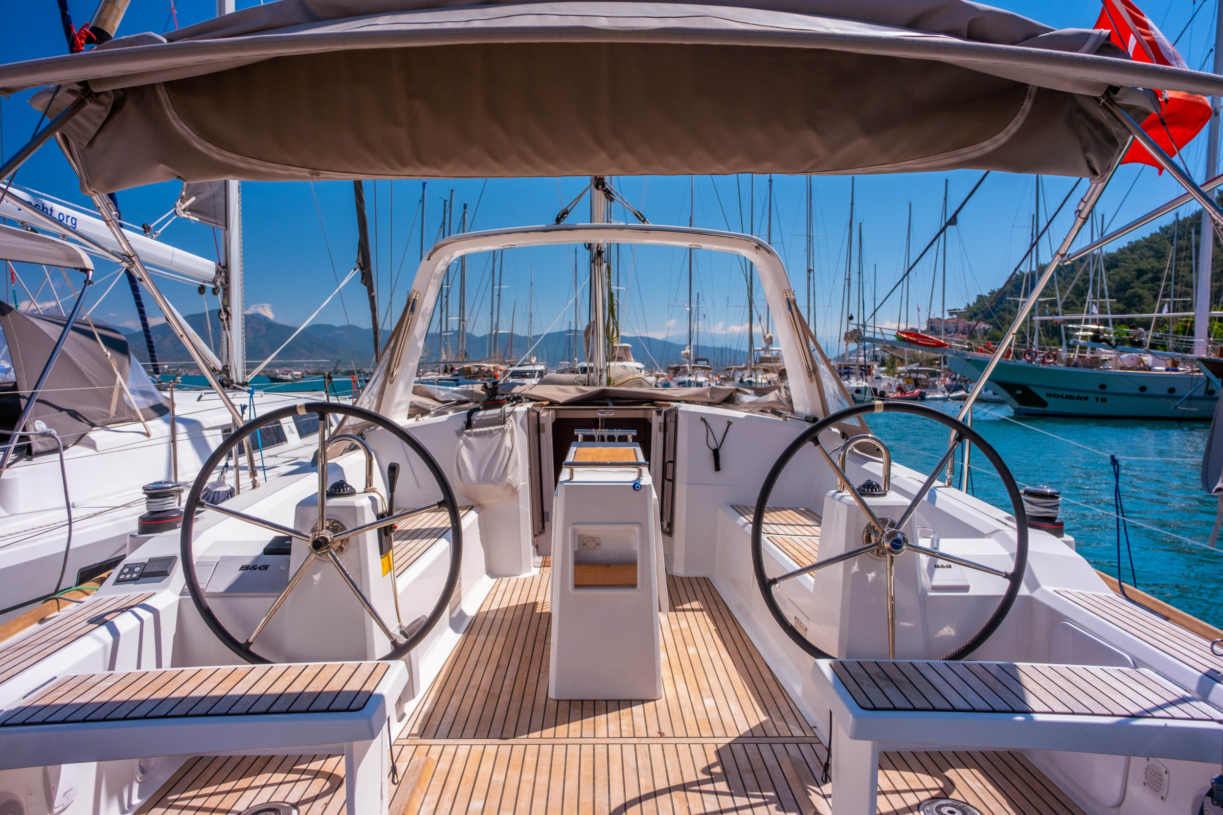 Beneteau Oceanis 38.1 — photo 5
