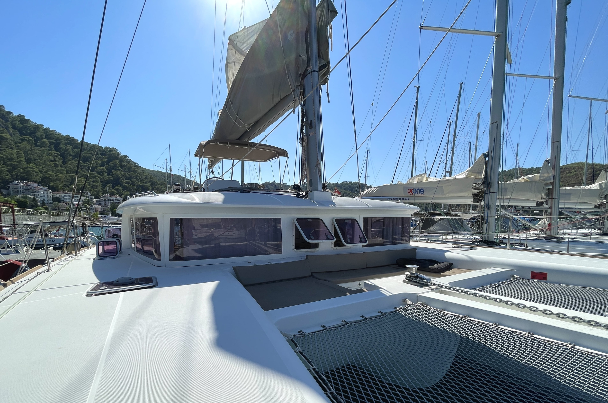 Lagoon 450s — photo 4