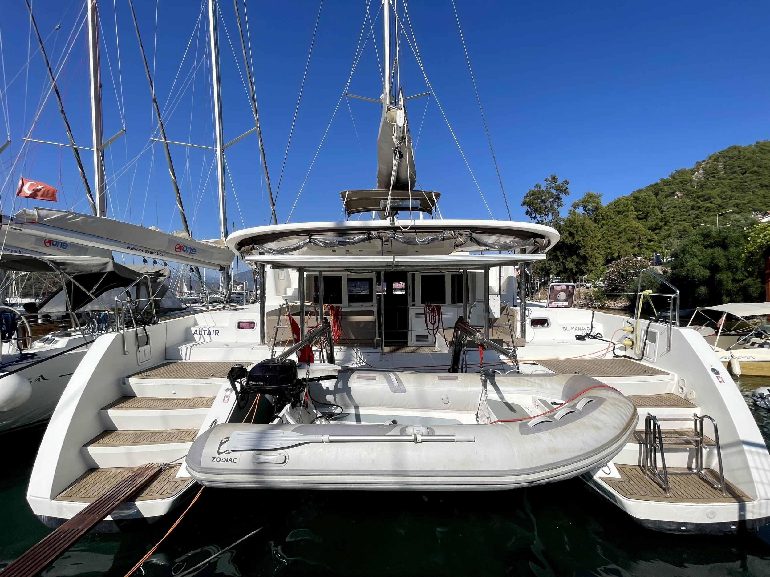 Lagoon 450s — photo 13