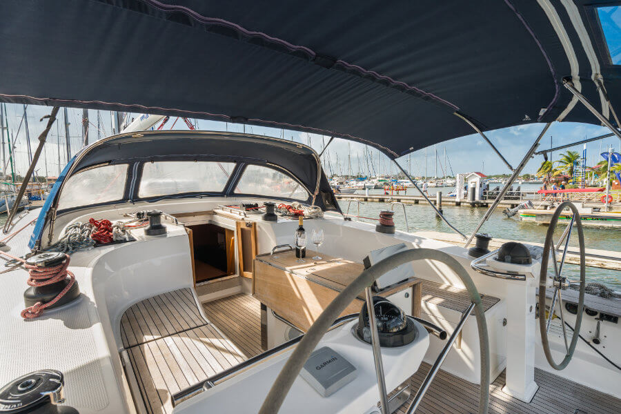 Bavaria 50 — photo 10