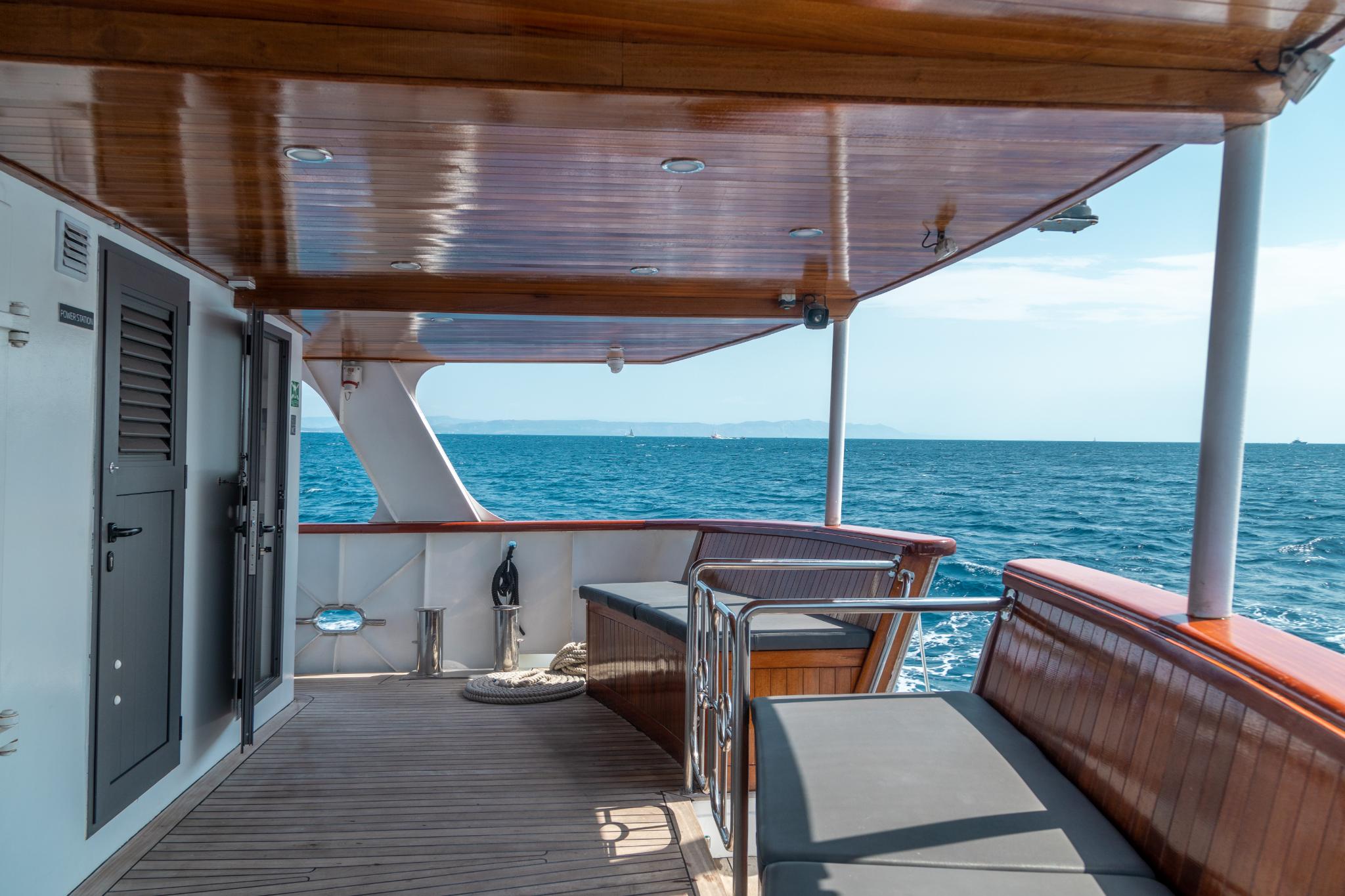 Cruising ship — photo 7