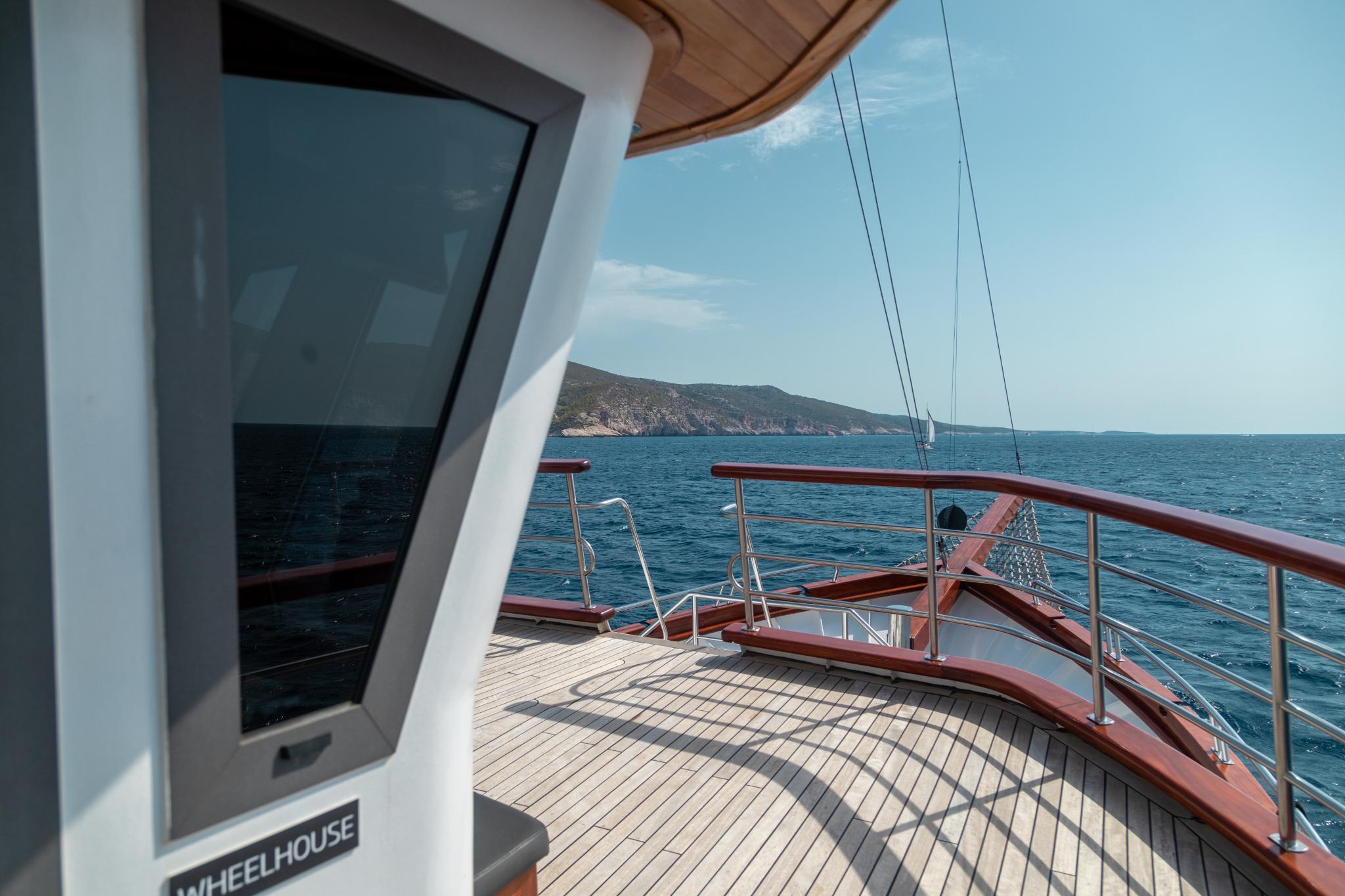 Cruising ship — photo 13