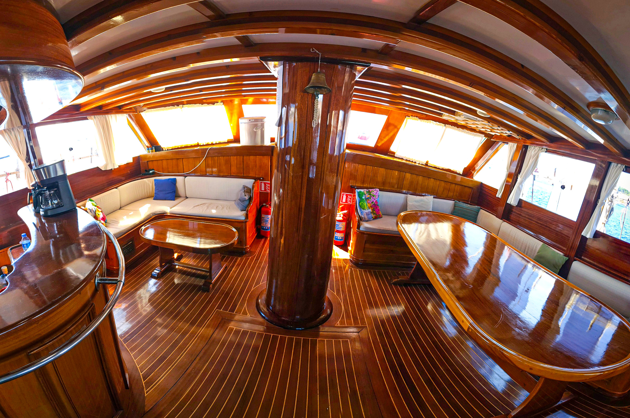 Motor Sailor — photo 5