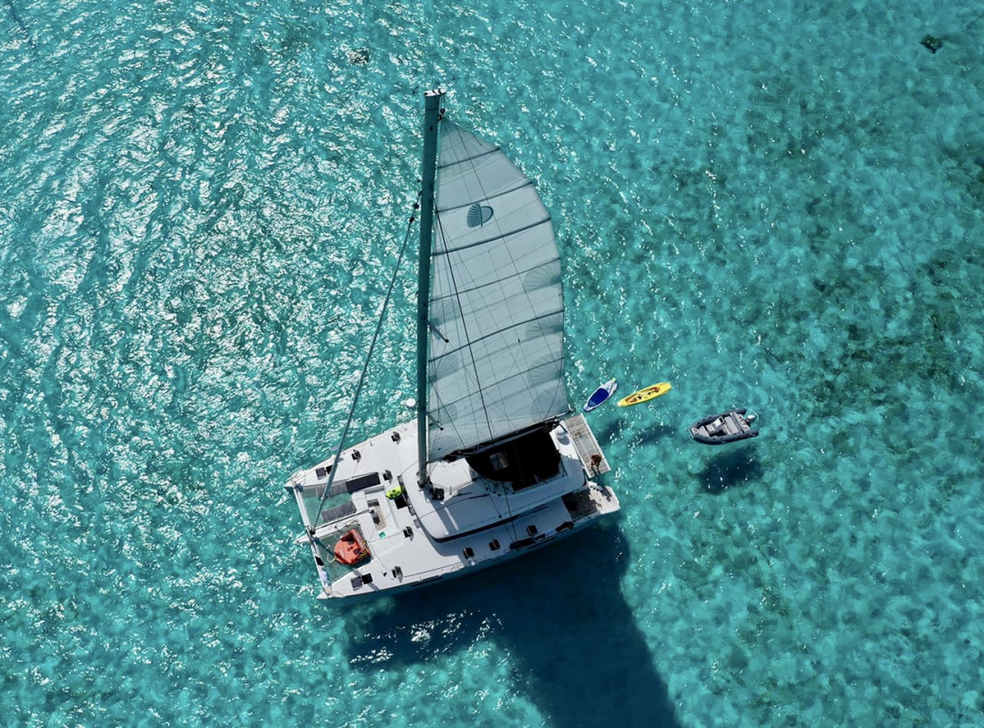 Lagoon 560 S2 — photo 1