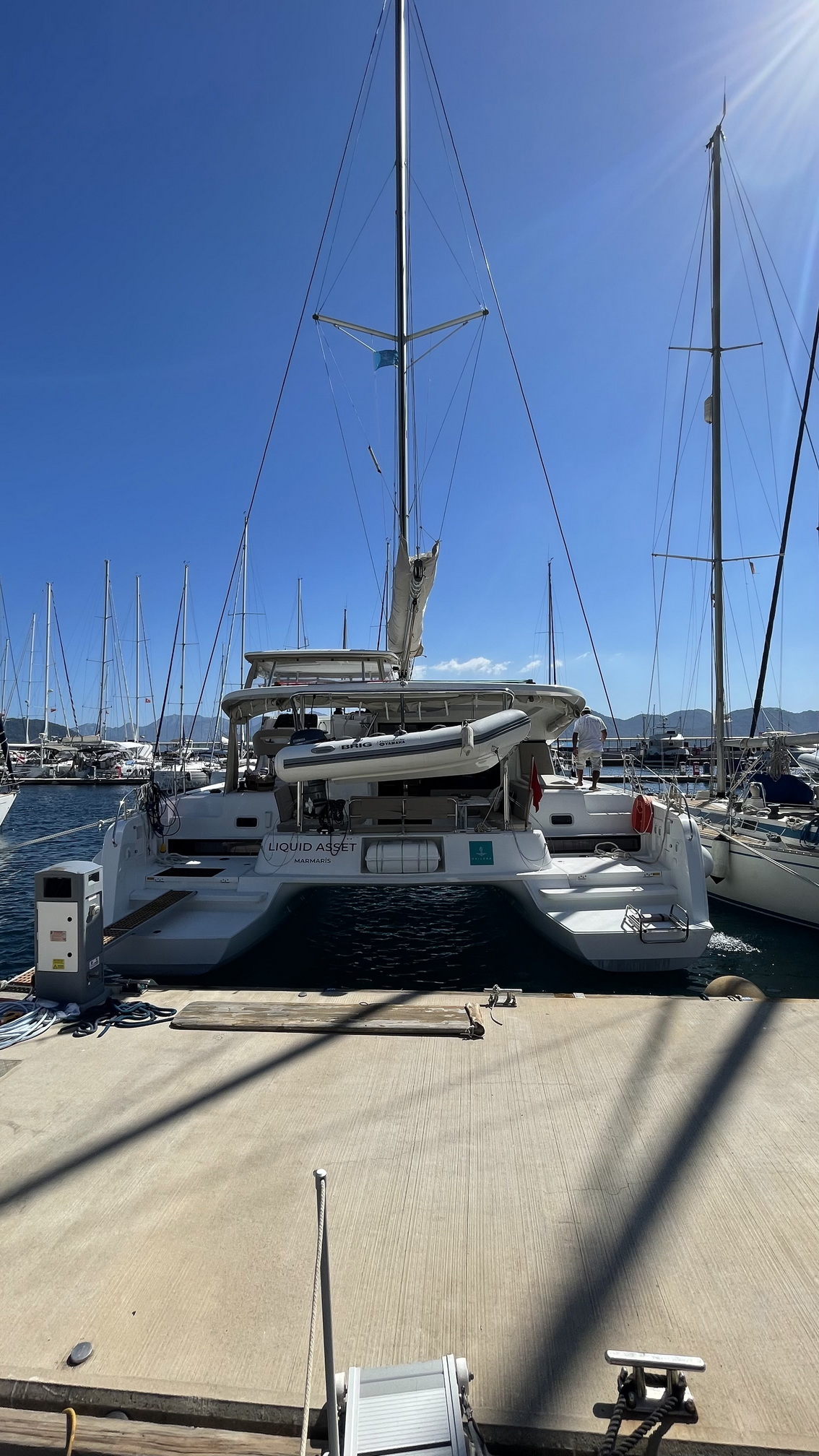 Lagoon 42 — photo 2
