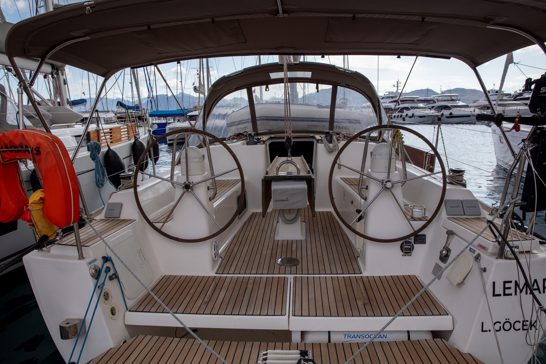 Dufour 355 GL — photo 12