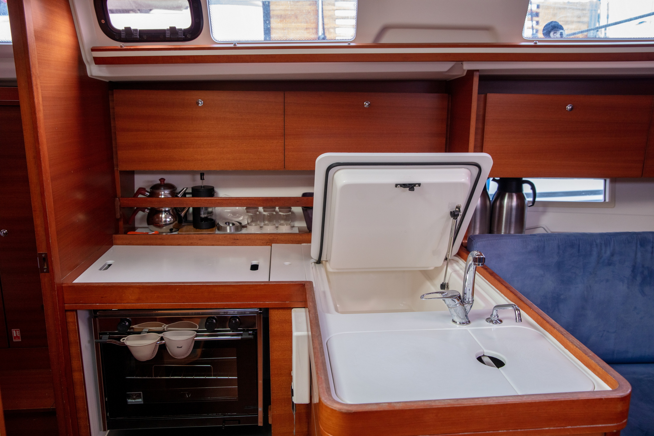 Dufour 355 GL — photo 20