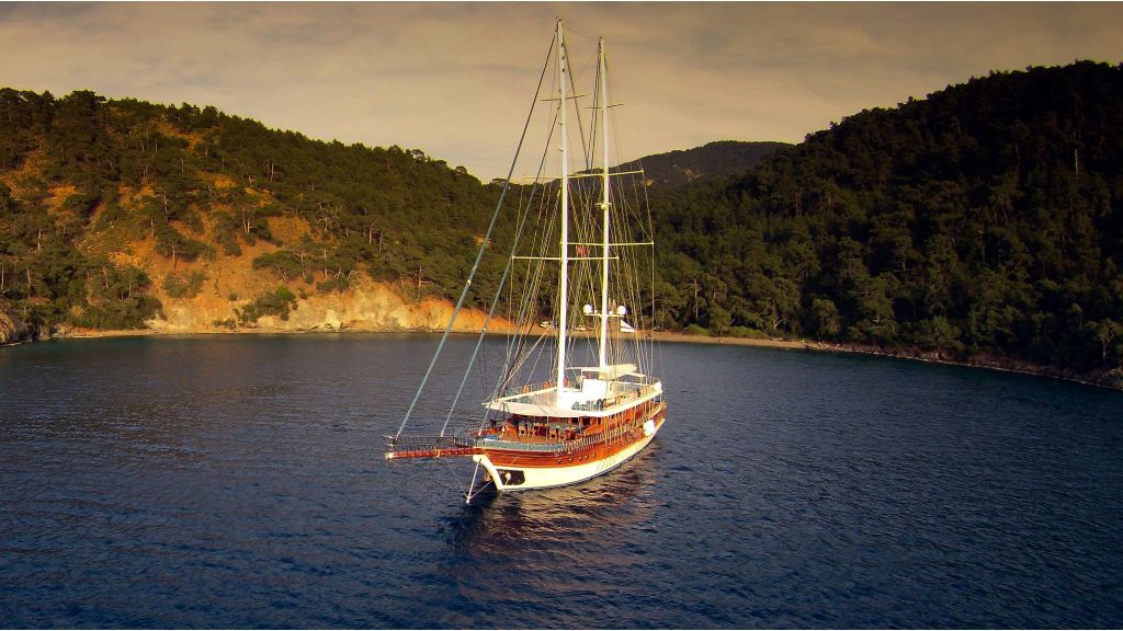 Custom gulet — photo 13