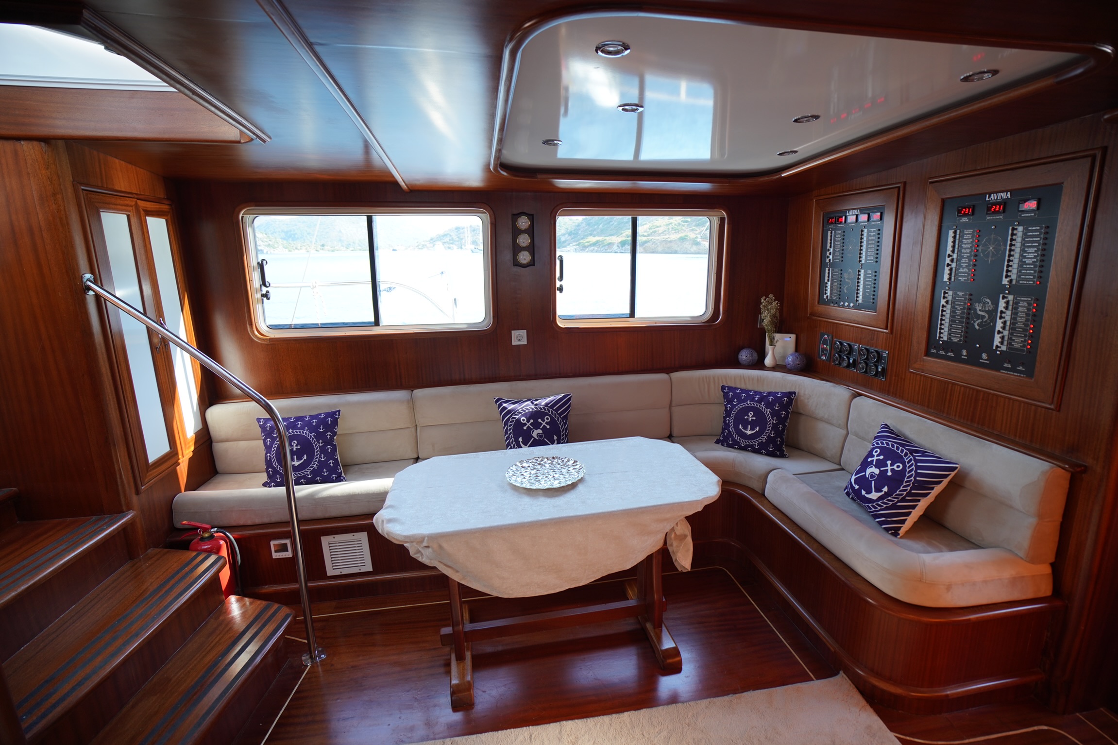 Motorsailer — photo 22